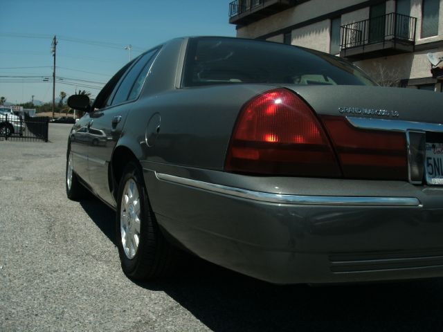 Mercury Grand Marquis 2004 photo 1