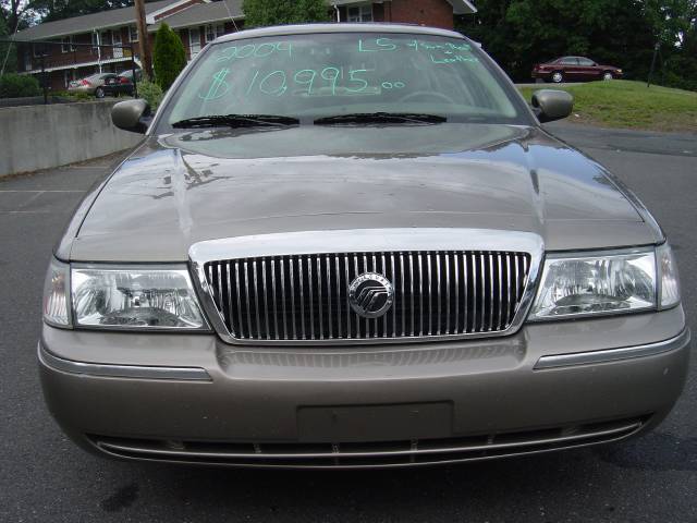 Mercury Grand Marquis 2004 photo 4