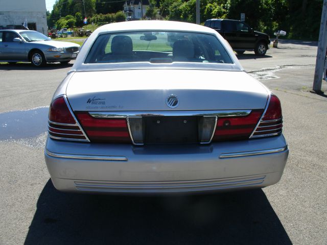 Mercury Grand Marquis 2004 photo 3