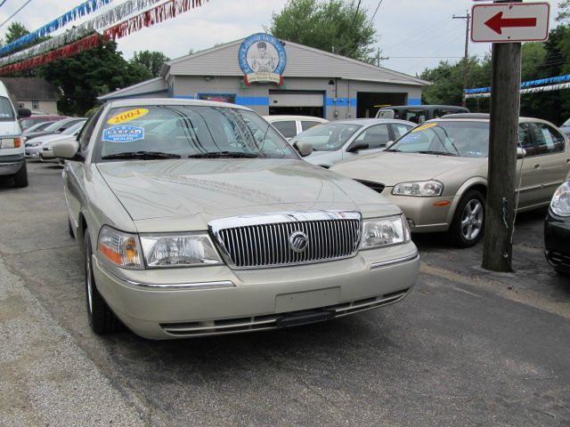 Mercury Grand Marquis 2004 photo 1