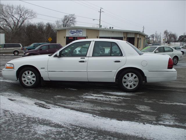 Mercury Grand Marquis 2004 photo 3