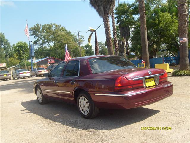 Mercury Grand Marquis 2004 photo 2