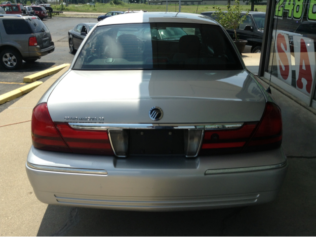 Mercury Grand Marquis 2005 photo 3