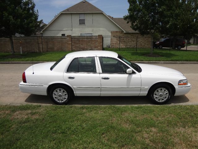 Mercury Grand Marquis 2005 photo 4