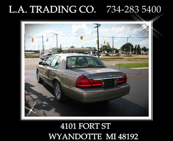 Mercury Grand Marquis 2005 photo 2