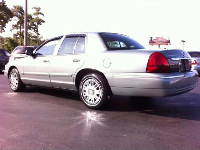 Mercury Grand Marquis 2006 photo 1