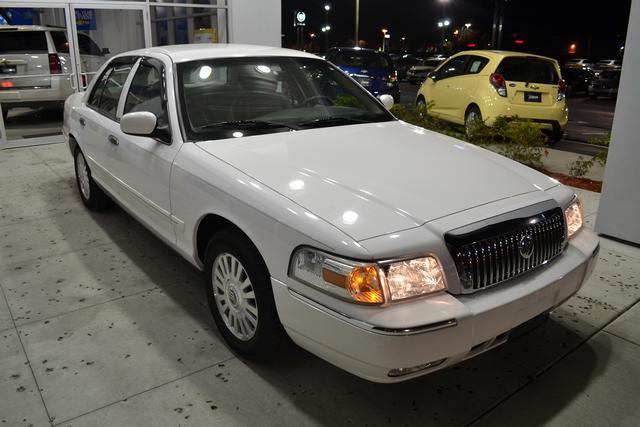 Mercury Grand Marquis 2006 photo 1