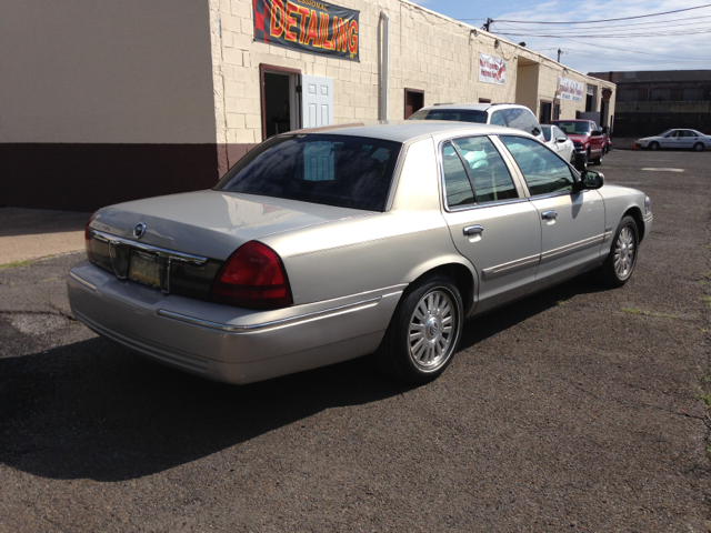 Mercury Grand Marquis 2006 photo 3