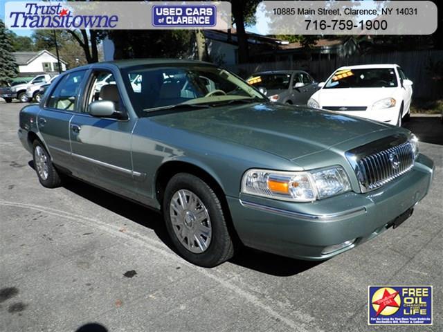 Mercury Grand Marquis 2006 photo 2