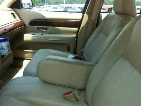 Mercury Grand Marquis 2006 photo 2