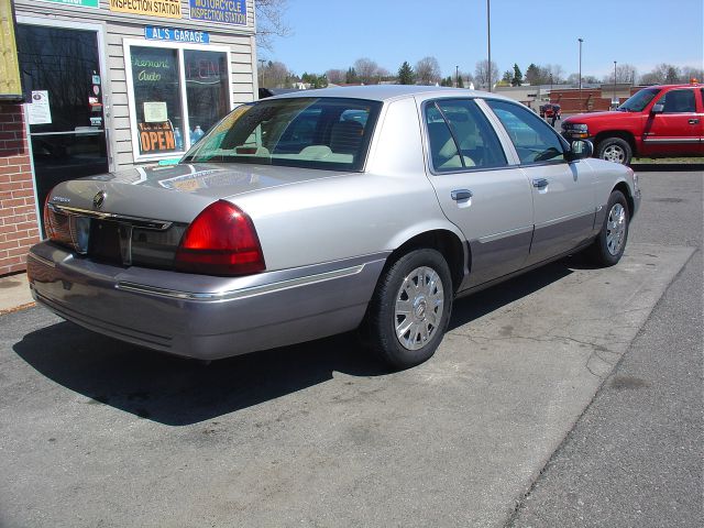 Mercury Grand Marquis XLS Sedan