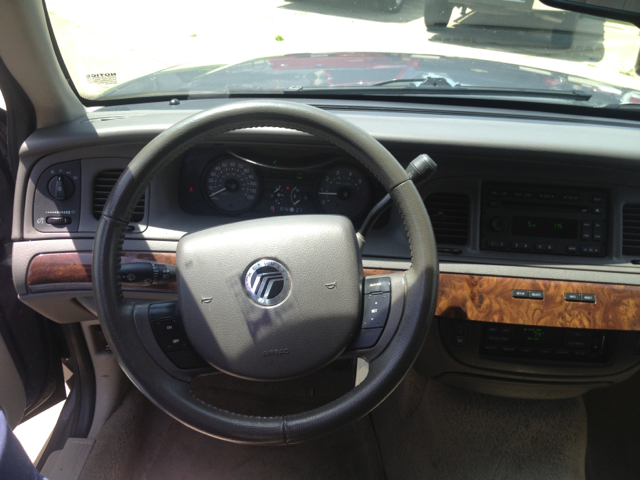 Mercury Grand Marquis 2006 photo 1