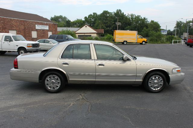 Mercury Grand Marquis 2006 photo 1