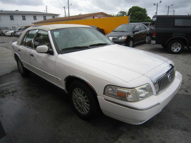 Mercury Grand Marquis 2007 photo 2