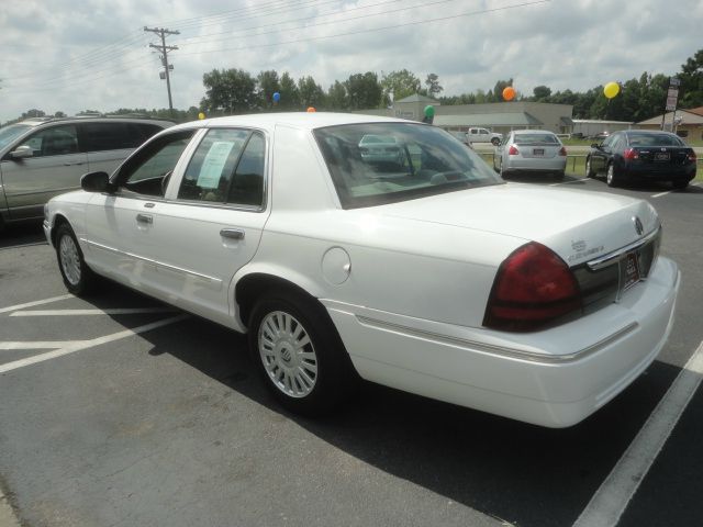 Mercury Grand Marquis 2007 photo 2