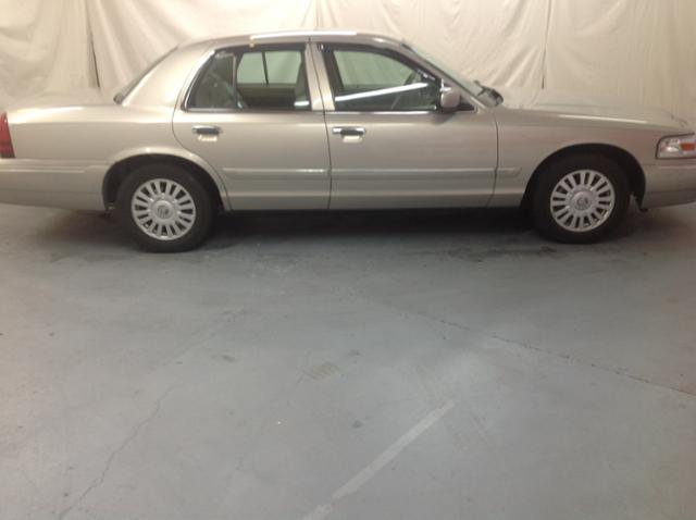 Mercury Grand Marquis 2007 photo 1