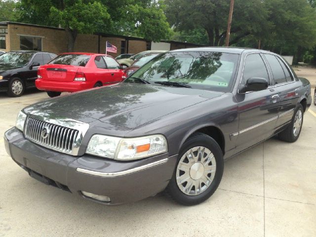 Mercury Grand Marquis XLS Sedan