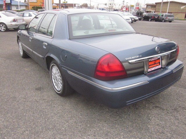 Mercury Grand Marquis 2007 photo 2