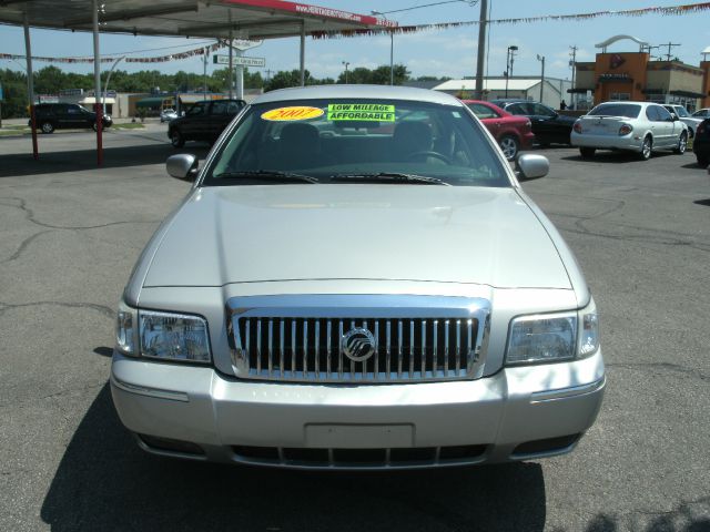 Mercury Grand Marquis 2007 photo 2