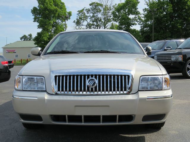 Mercury Grand Marquis 2008 photo 2