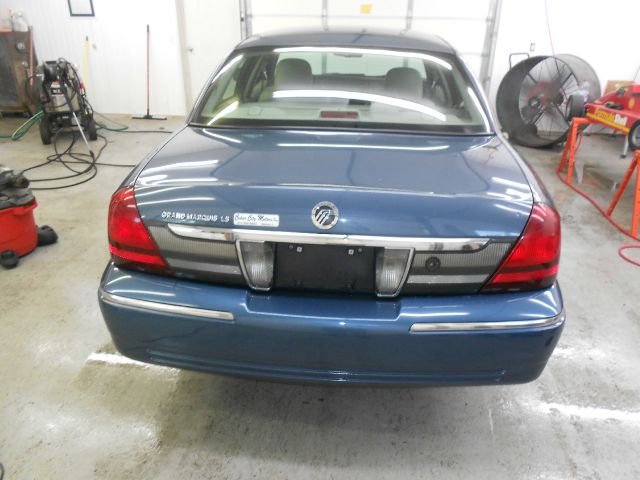 Mercury Grand Marquis 2008 photo 2