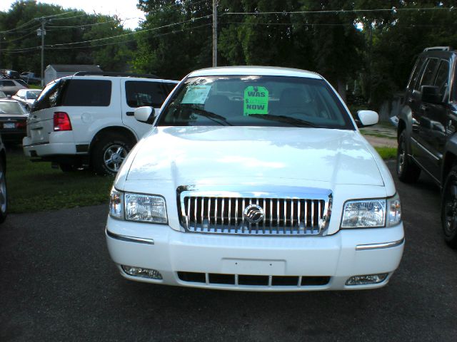 Mercury Grand Marquis 2008 photo 2