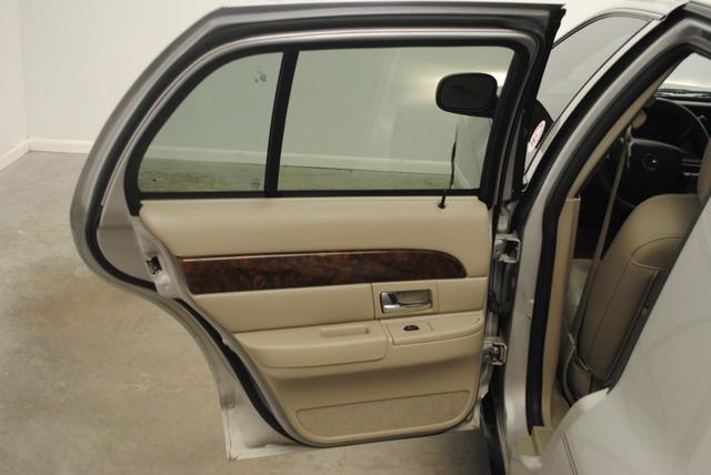 Mercury Grand Marquis 2008 photo 18