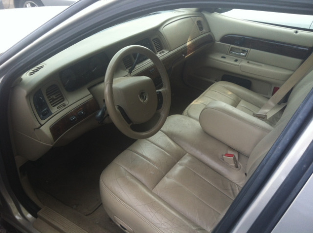 Mercury Grand Marquis 2008 photo 2