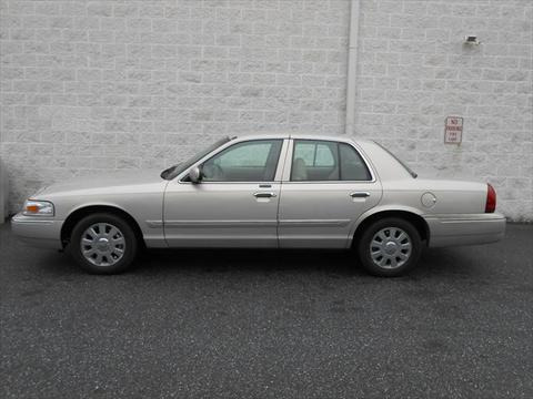 Mercury Grand Marquis 2008 photo 2