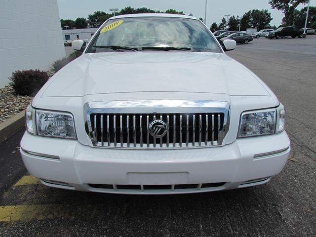 Mercury Grand Marquis 2009 photo 4