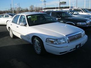 Mercury Grand Marquis 2009 photo 2