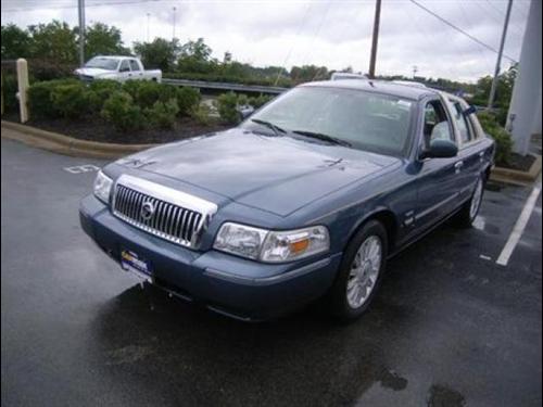 Mercury Grand Marquis 2009 photo 2