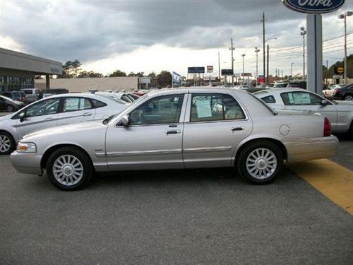 Mercury Grand Marquis 2009 photo 4