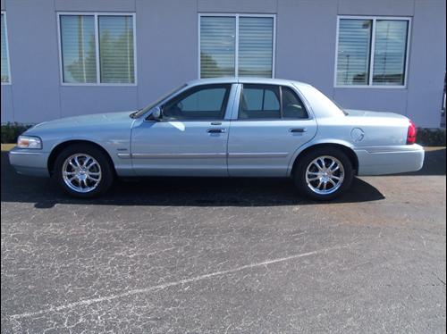 Mercury Grand Marquis 2009 photo 1