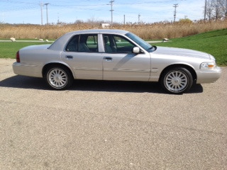 Mercury Grand Marquis 2009 photo 3