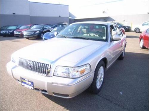 Mercury Grand Marquis 2009 photo 2