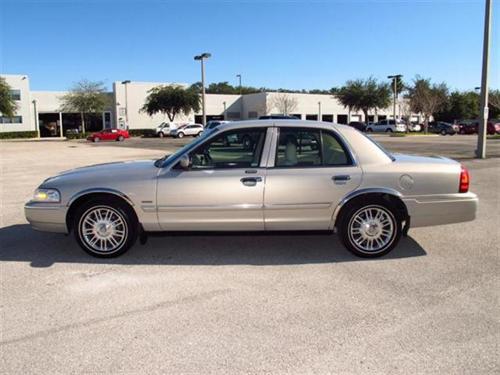 Mercury Grand Marquis 2009 photo 3