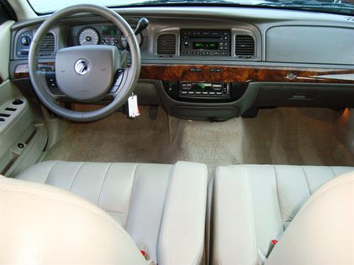 Mercury Grand Marquis 2009 photo 2