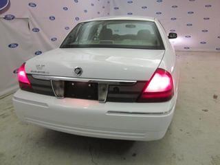 Mercury Grand Marquis 2009 photo 2