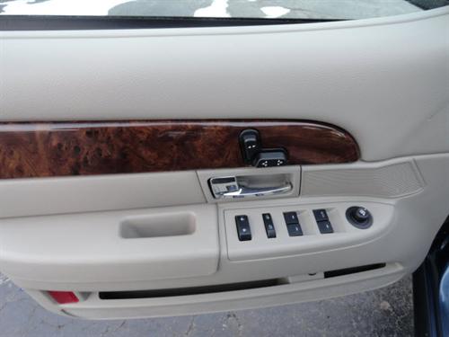 Mercury Grand Marquis 2009 photo 2