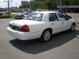 Mercury Grand Marquis 2009 photo 2