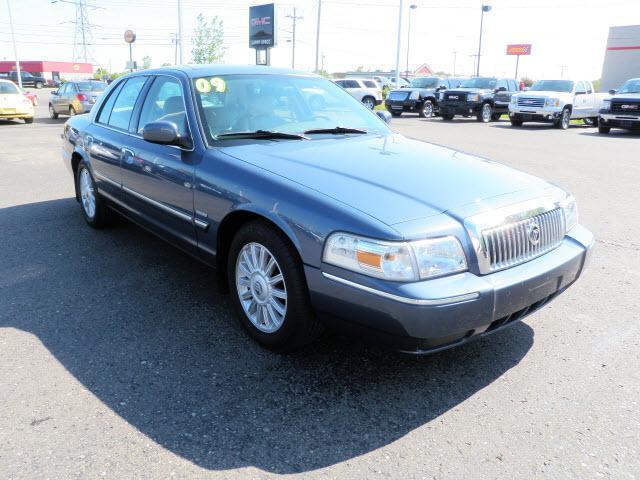 Mercury Grand Marquis 2009 photo 3