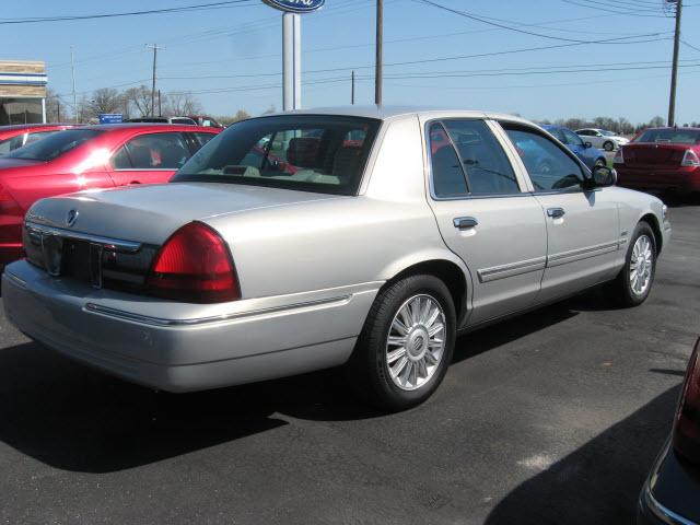 Mercury Grand Marquis 2009 photo 3