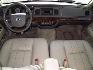 Mercury Grand Marquis 2009 photo 2