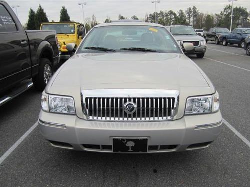 Mercury Grand Marquis 2009 photo 2