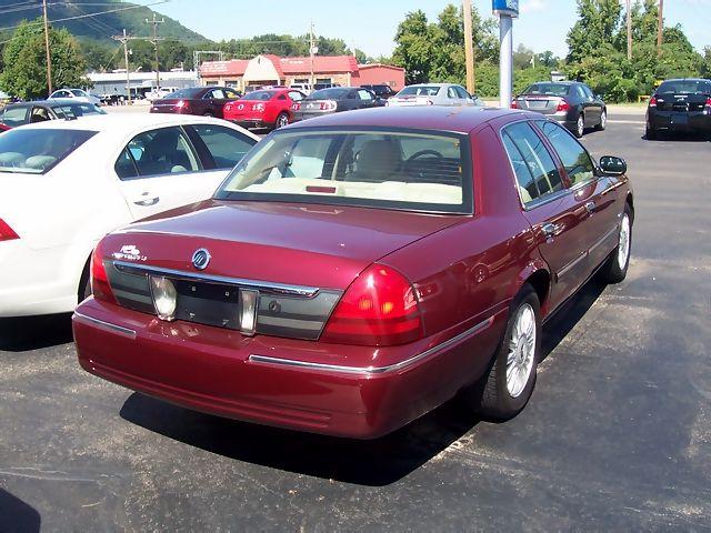 Mercury Grand Marquis 2010 photo 1