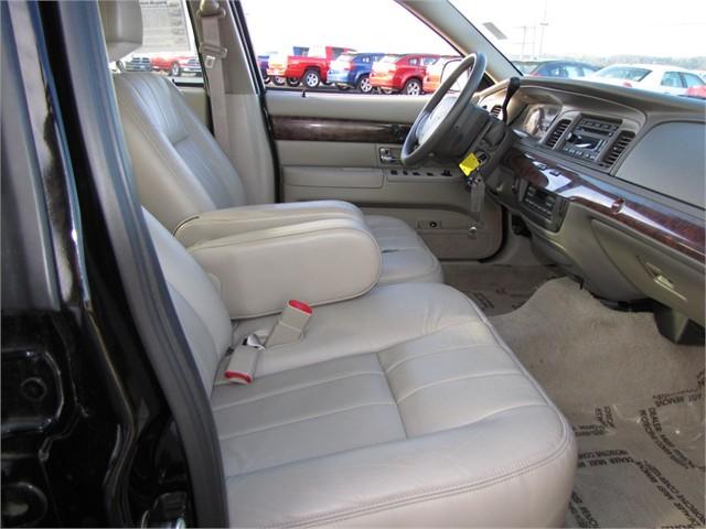 Mercury Grand Marquis 2010 photo 4