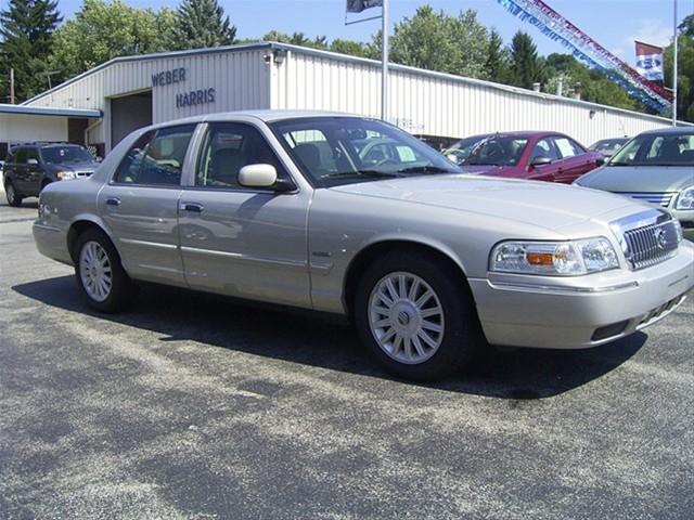 Mercury Grand Marquis 2010 photo 3