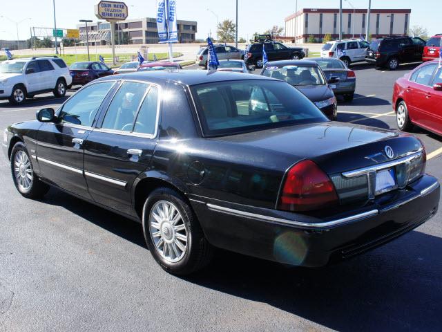 Mercury Grand Marquis 2011 photo 5