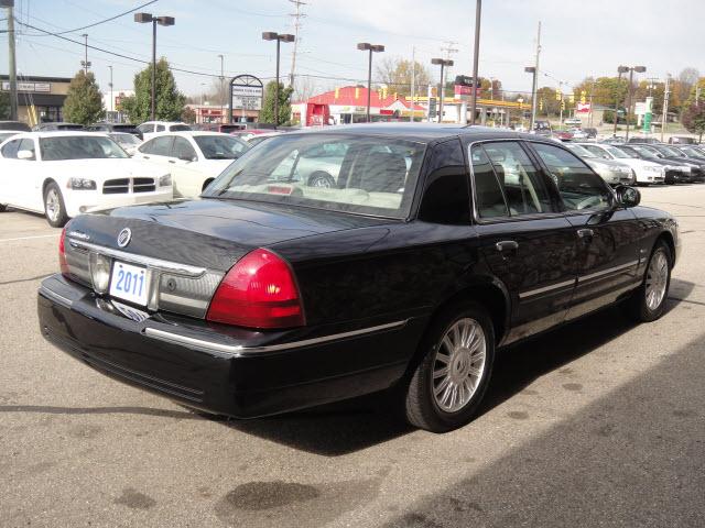 Mercury Grand Marquis 2011 photo 1